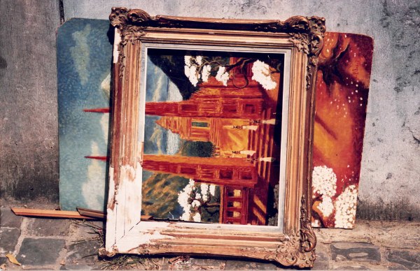 Les mots comme des tâches © Leslie Bouchet